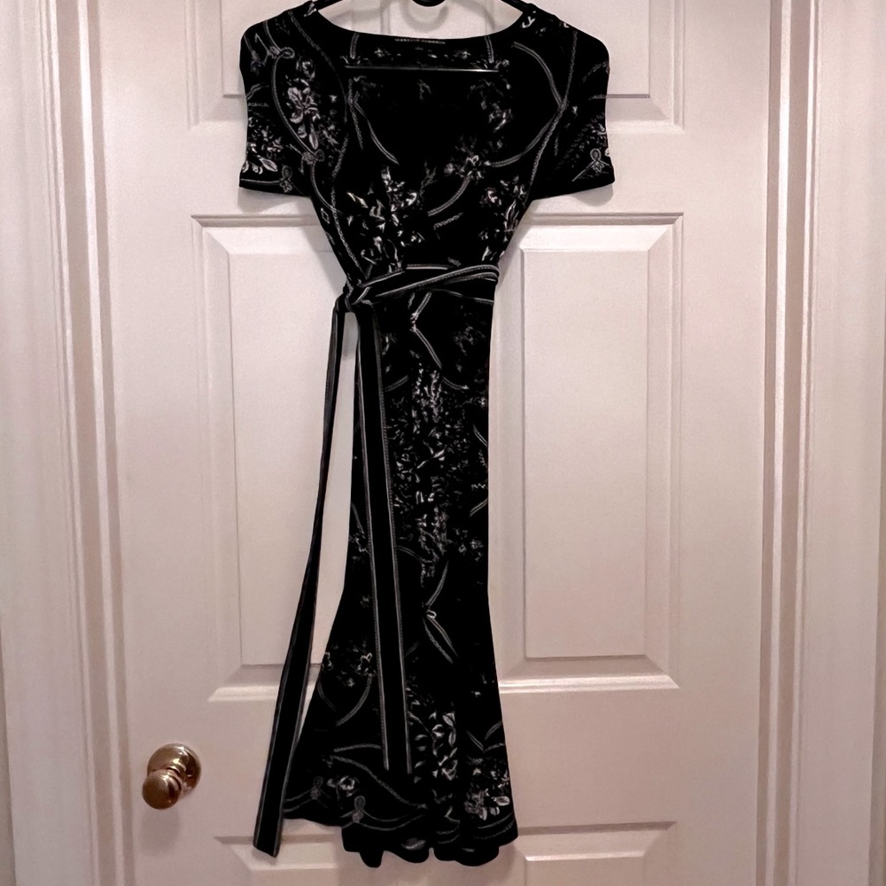 Tahari Black, White with Purple - Wrap Dress Size L